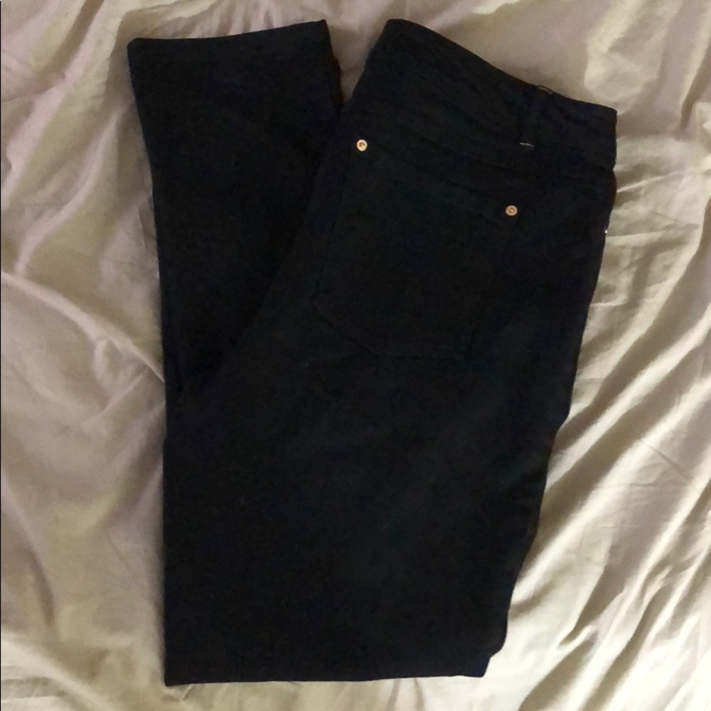 Black skinny leg curvy fit denim